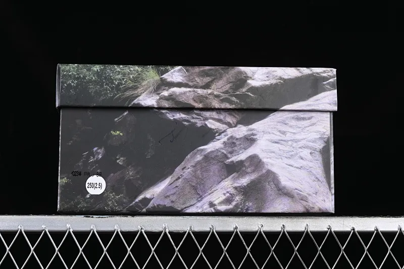 All Categories Nk SB Dunk Series Nk SB Dunk Low Low-top sneakers Customized large box Nk Dunk Low Panda Prank-Jungle Crossing Forest Fruit SB strap low-top casual sneakers DV0831-101
